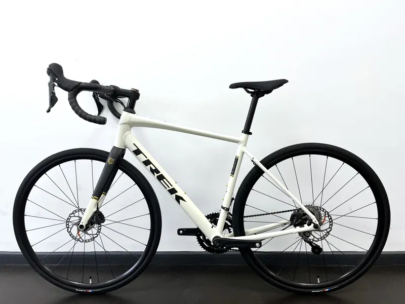EX DEMO Trek Domane AL 4 Gen 4 Road Bike 54 2023 in Era White-1